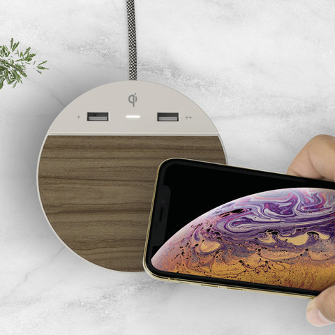 Station C Clock, Alarm, 2x USB, Wireless Charging | PDI Hospitality